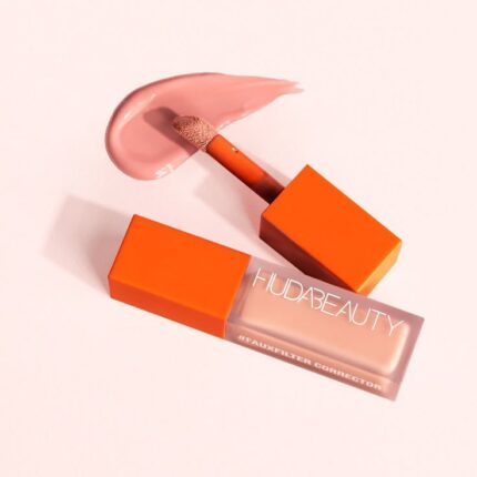 Huda Beauty color corrector mini size