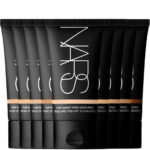 NARS Pure Radiant tinted Moisturizer Spf 30+